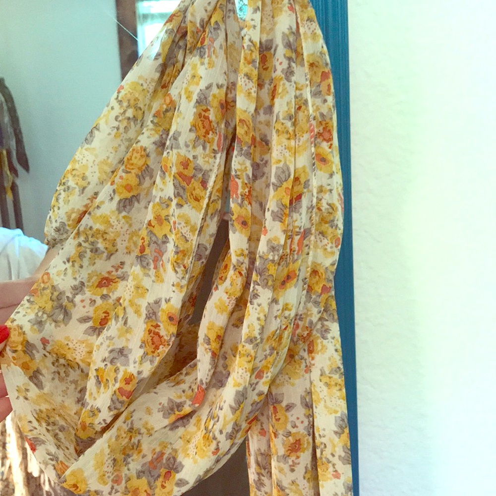 Yellow flower scarf